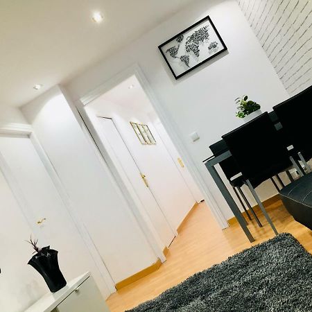 Apartamento Good Vibes Apartment ซาราโกซา ภายนอก รูปภาพ