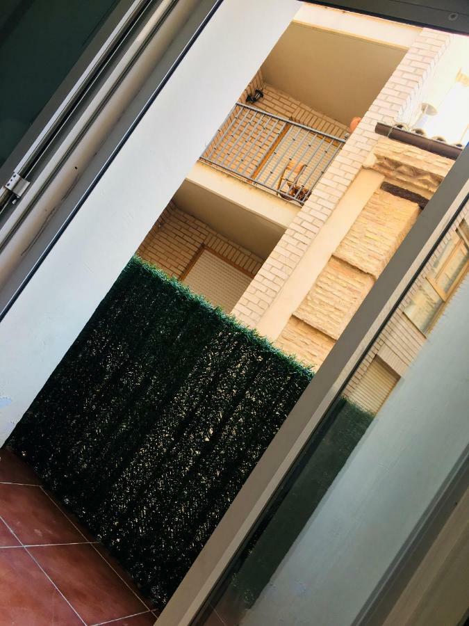 Apartamento Good Vibes Apartment ซาราโกซา ภายนอก รูปภาพ