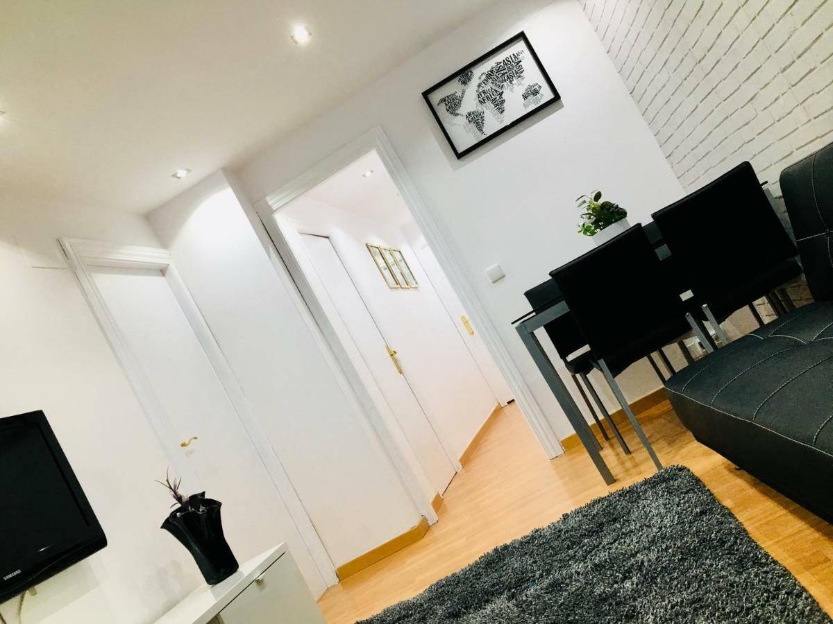 Apartamento Good Vibes Apartment ซาราโกซา ภายนอก รูปภาพ