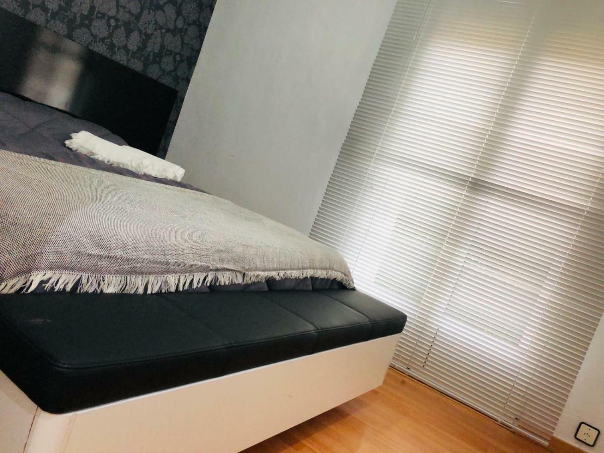 Apartamento Good Vibes Apartment ซาราโกซา ภายนอก รูปภาพ