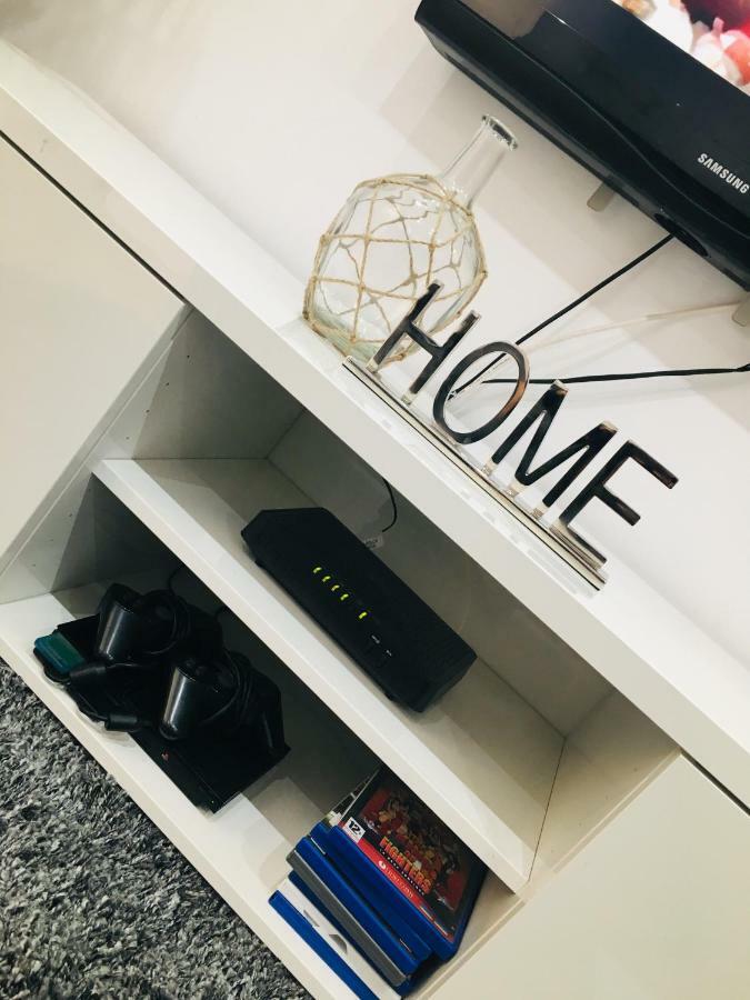 Apartamento Good Vibes Apartment ซาราโกซา ภายนอก รูปภาพ